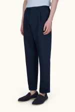 Chino pantalone od lana i pamuka sa faltama 26414083 013 - Slika 2